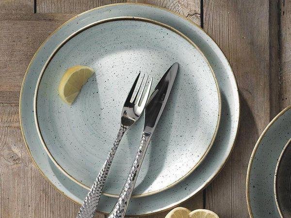 Тарілка обідня Churchill серія Stonecast Duck Egg Blue 28,8 см